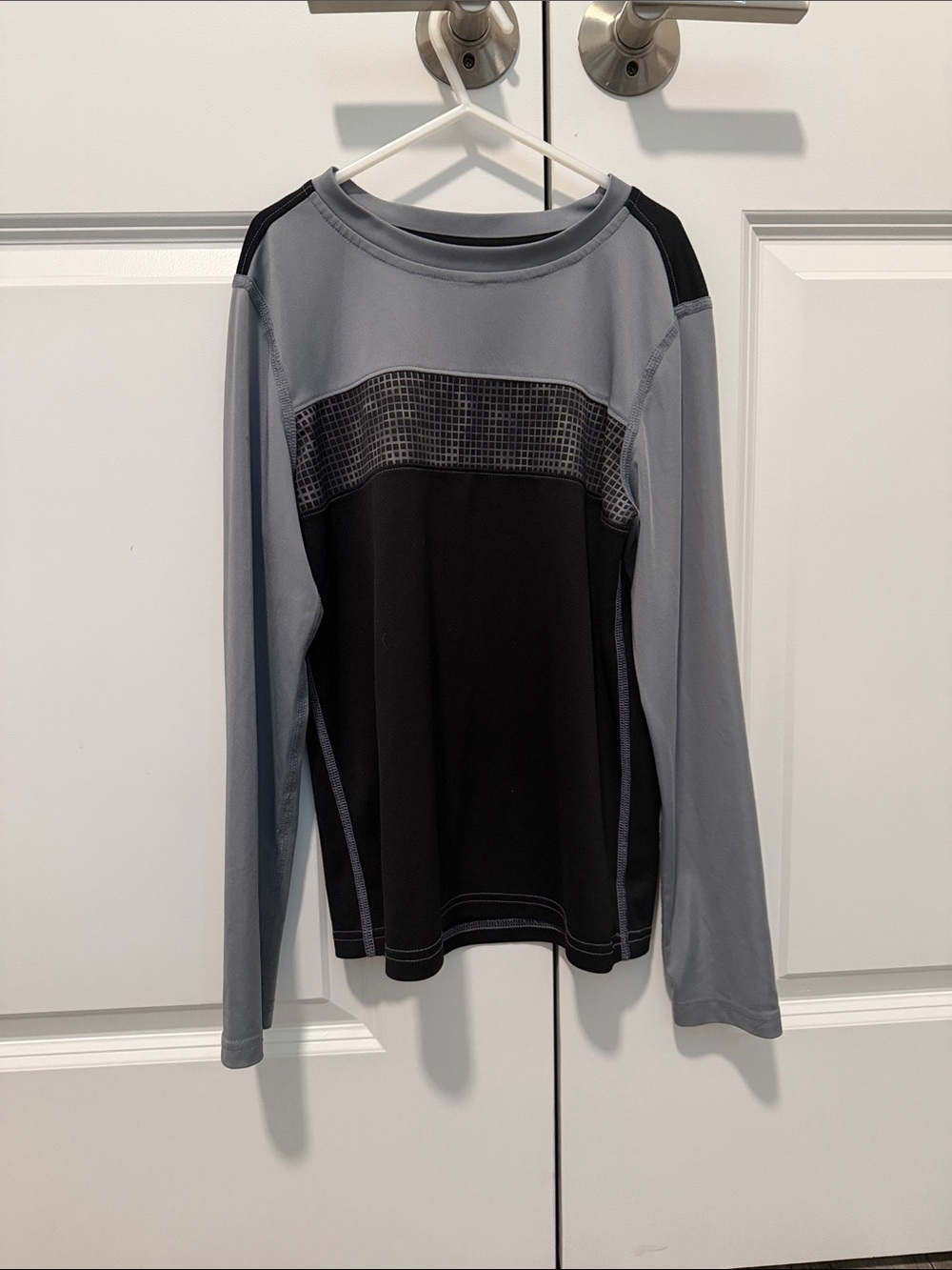 Boys performance long sleeve shirt